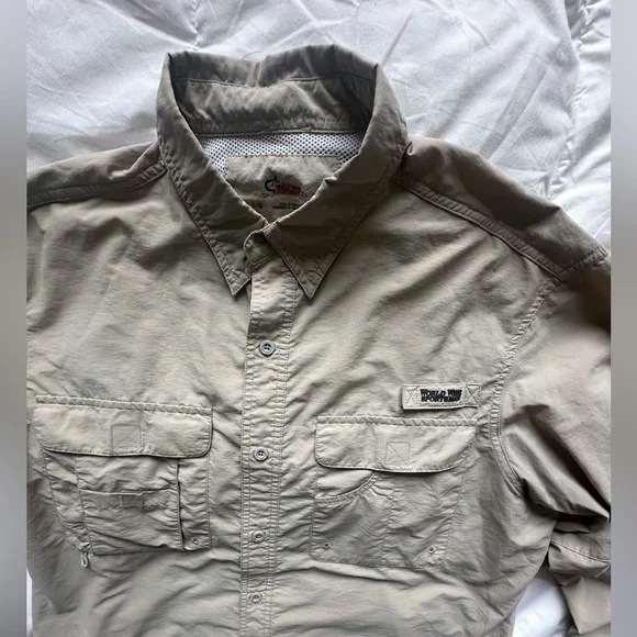 World Wide Sportsman long sleeved button up vented fishing shirt in size LARGE - Picture 3 of 4